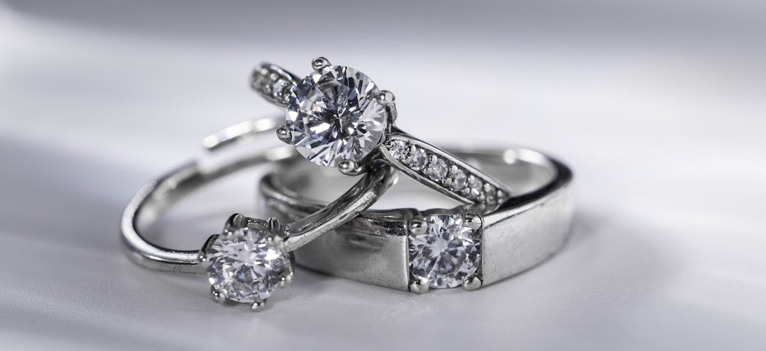 Choosing the Perfect Engagement Ring: Styles, Metals, and Pairings